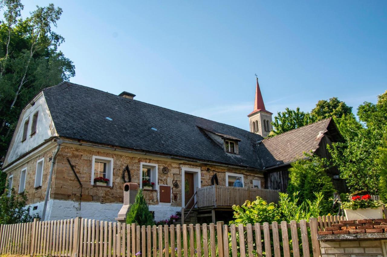 Holiday home Kamenny Dum Bezdedice-machuv Kraj *