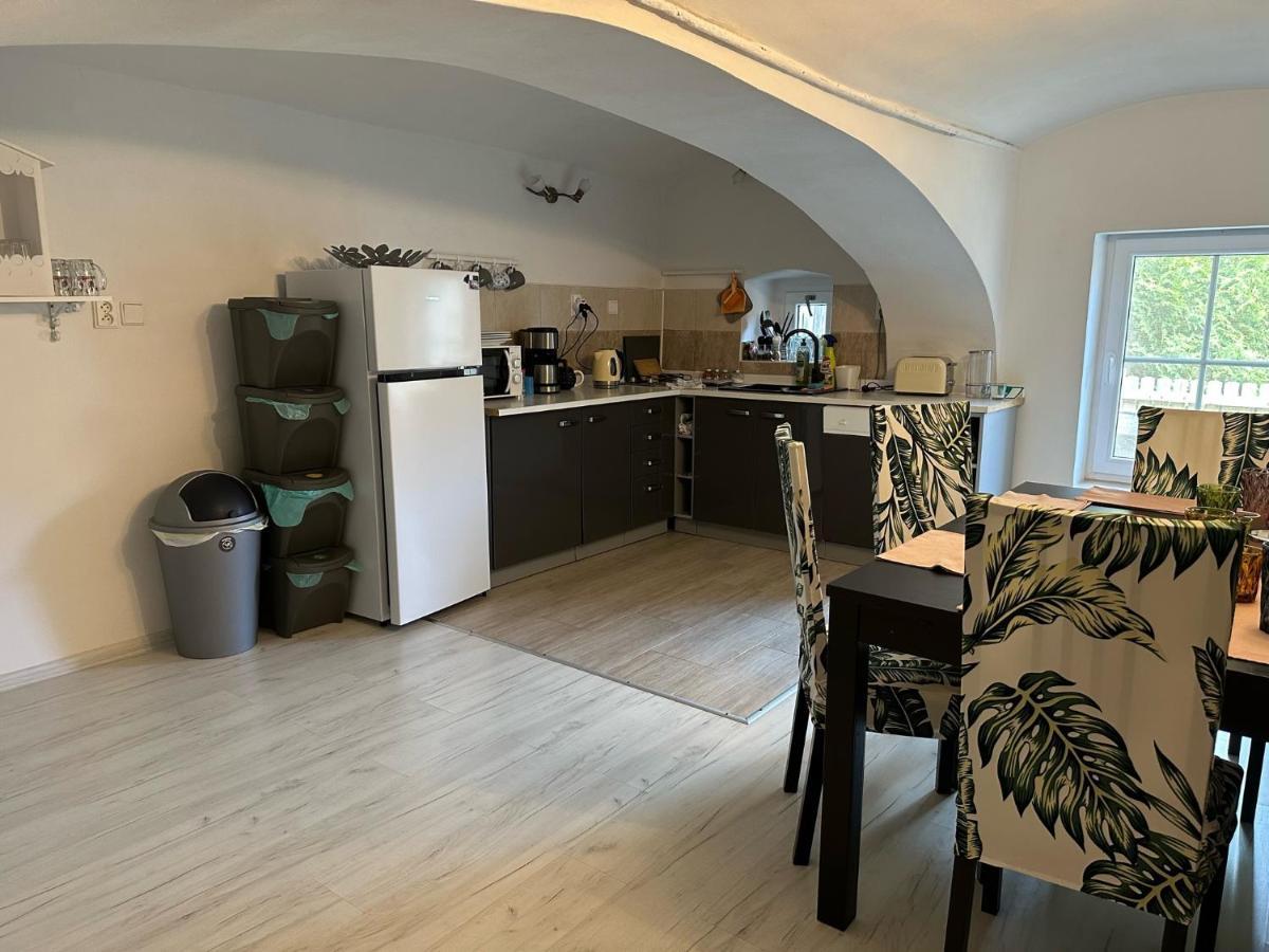 Kamenny Dum Bezdedice-machuv Kraj Holiday home
