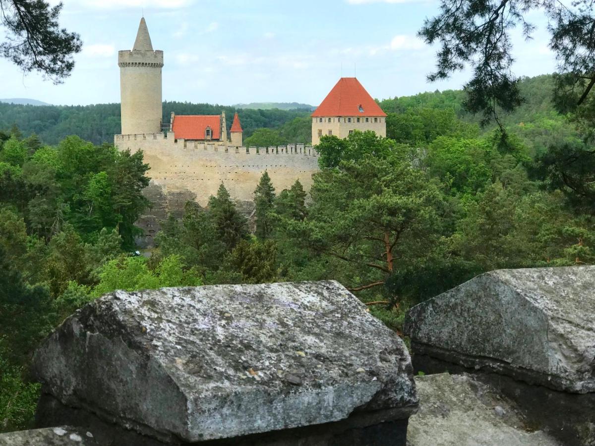 Kamenny Dum Bezdedice-machuv Kraj Holiday home *